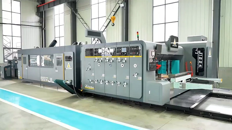 Impresora y ranuradora flexográfica automática (con plegadora encoladora en línea)