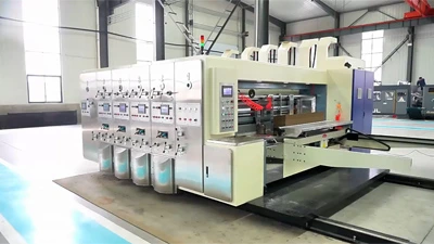 Impresora, troqueladora y ranuradora flexográfica automática
